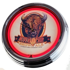N-0390 Buffalo Chip Große Neon-Uhr 17" Zoll Retro Wanduhr